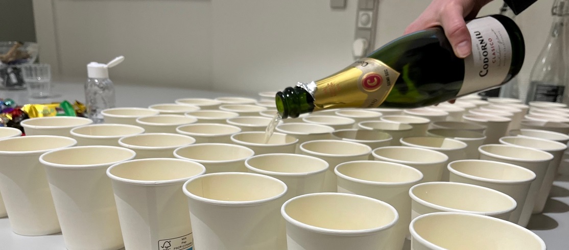 Temaaften i Skjern med champagne